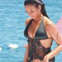 Birayla yan�yor